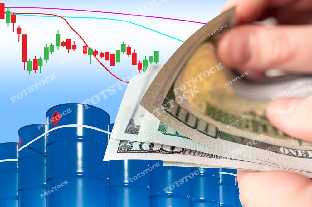 На изображении представлены нефтяные бочки, рука человека, держащая денежные купюры, и график колебаний стоимости акций или рыночных цен. Элементы изображения символизируют взаимосвязь между нефтяной индустрией и финансовыми инвестициями или рыночной экономикой.